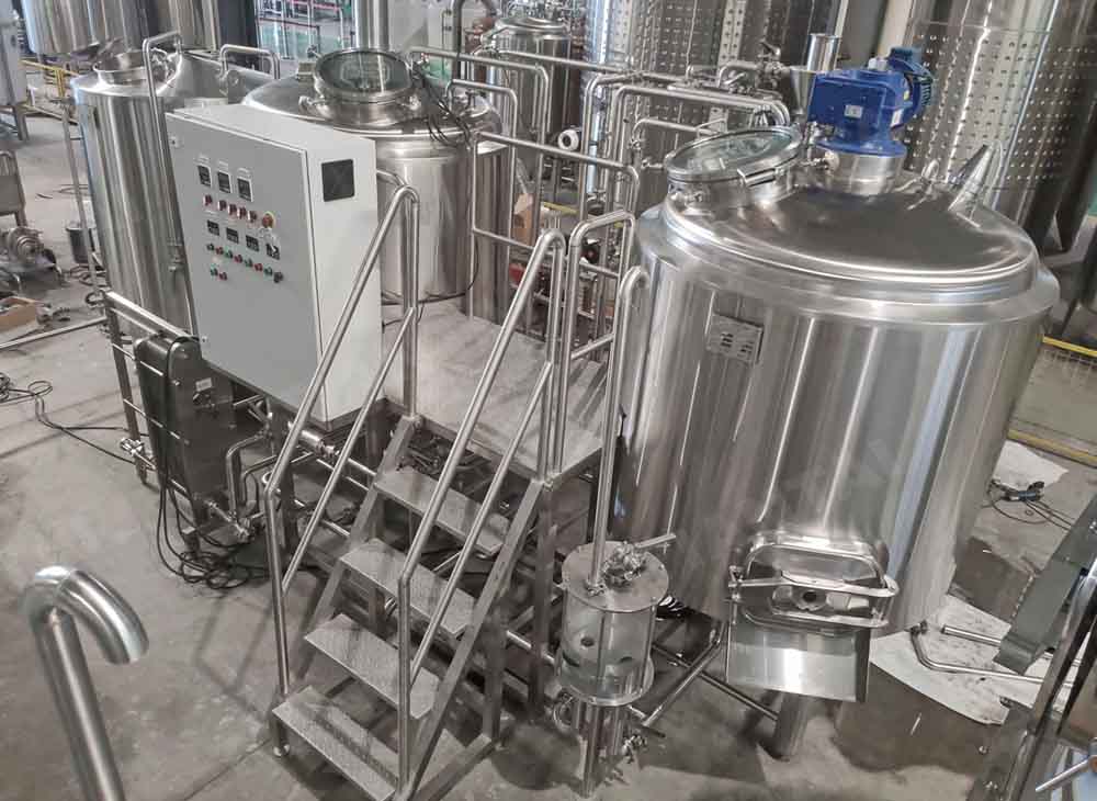 <b>Going All-Grain: Guide to Your First Batch of All-Grain Beer with your beer brewing system</b>